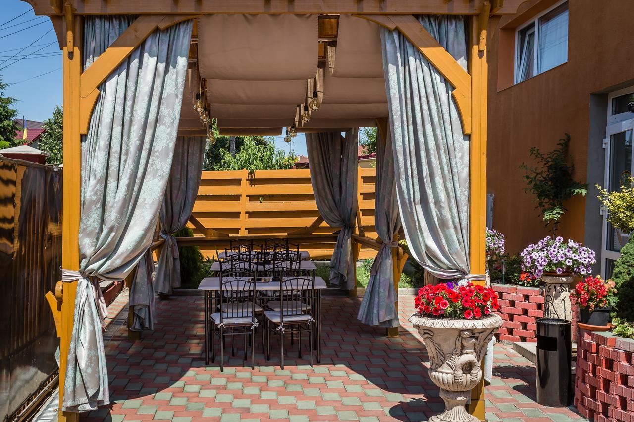 Cleopatra Residence Jászvásár Kültér fotó