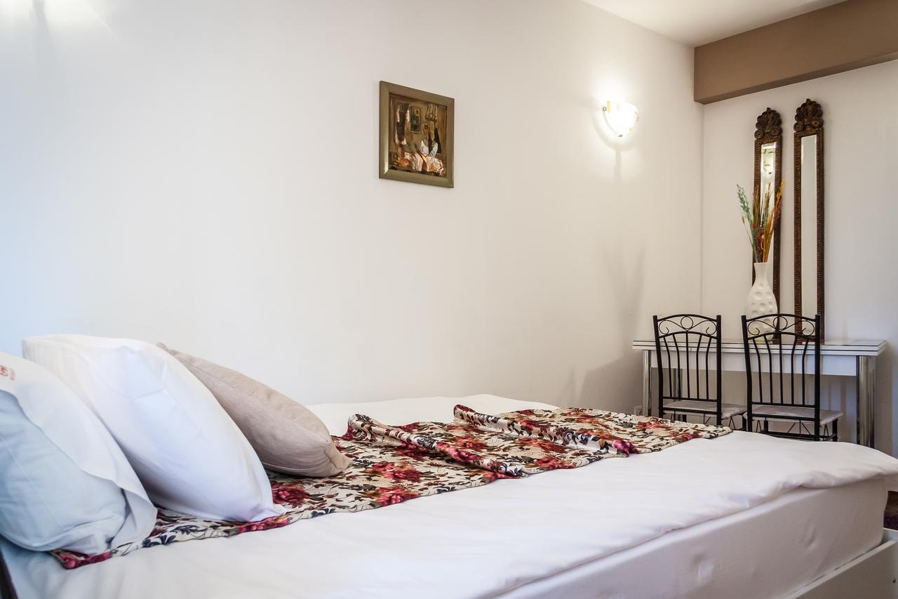 Cleopatra Residence Jászvásár Kültér fotó